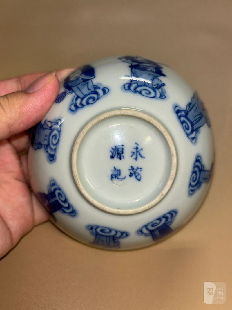 清中期 青花八仙人物图花口杯 - 图8